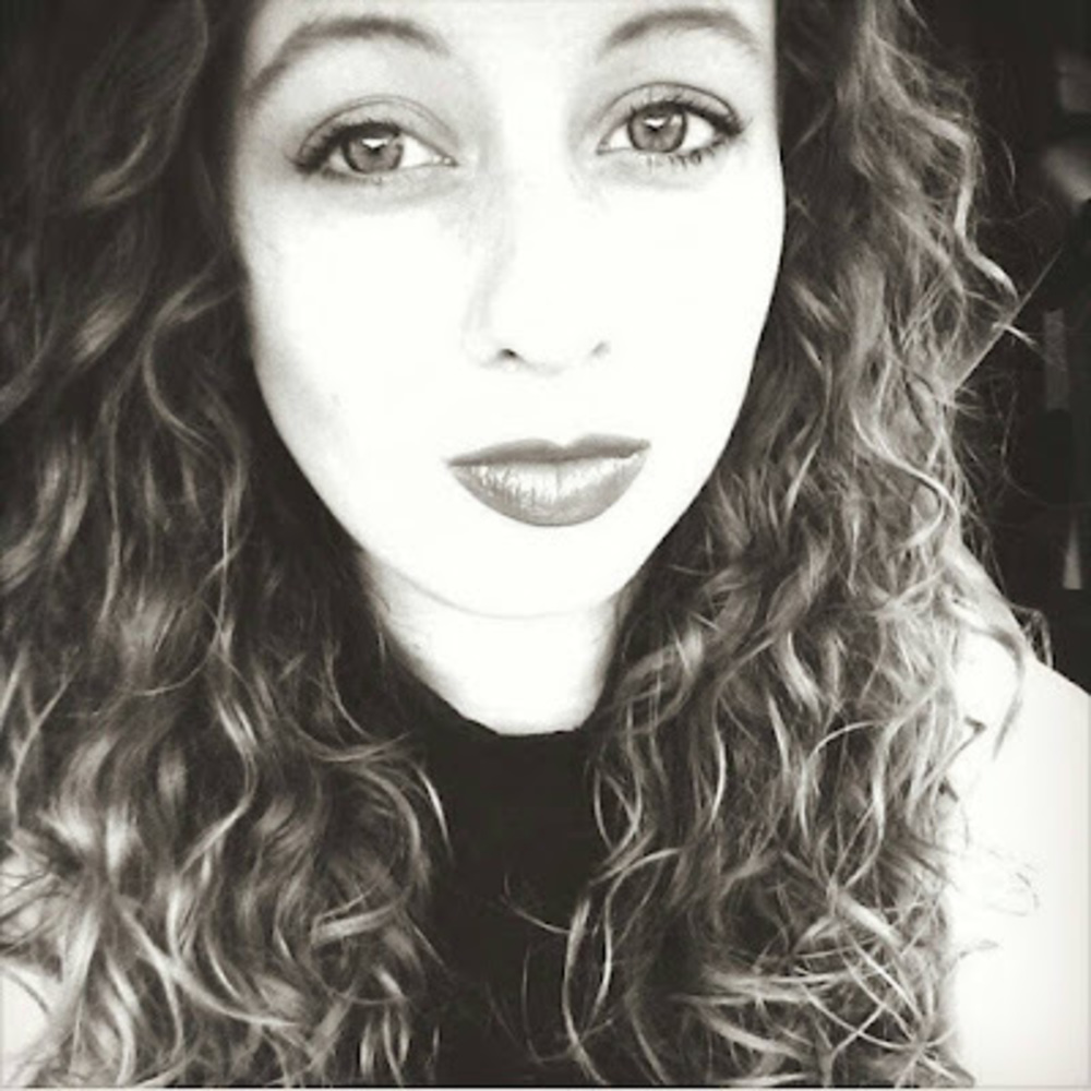 Meet your Posher, Casie